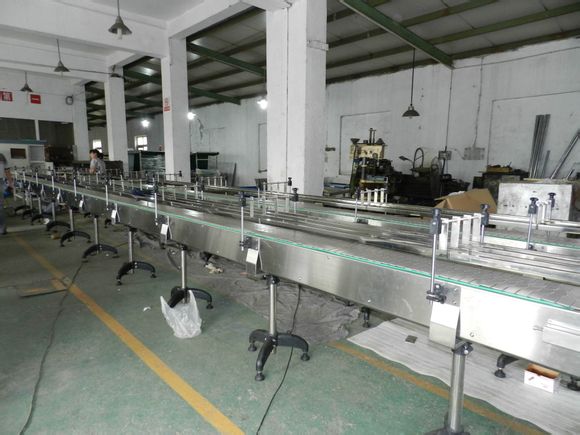 鏈板輸送機(jī)配置參數(shù)說明